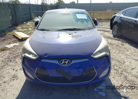 2013 Hyundai Veloster Base W/Black from USA, damaged, VIN KMHTC6AD1DU095946